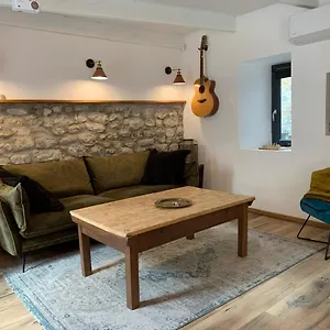 Charming Typical Stone House With Modern Amenities Chauzon